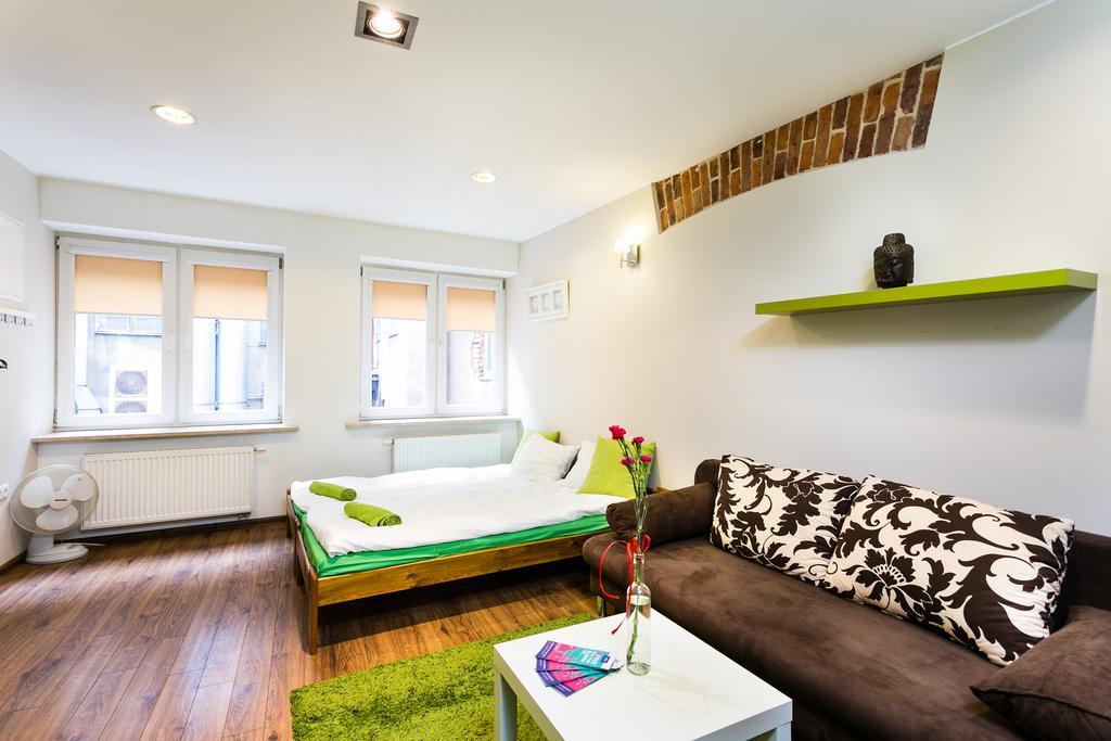 Live Like Locals: Market Square X Jewish District Cracovie Extérieur photo