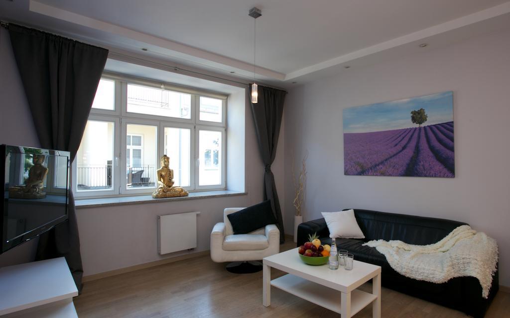 Live Like Locals: Market Square X Jewish District Cracovie Extérieur photo