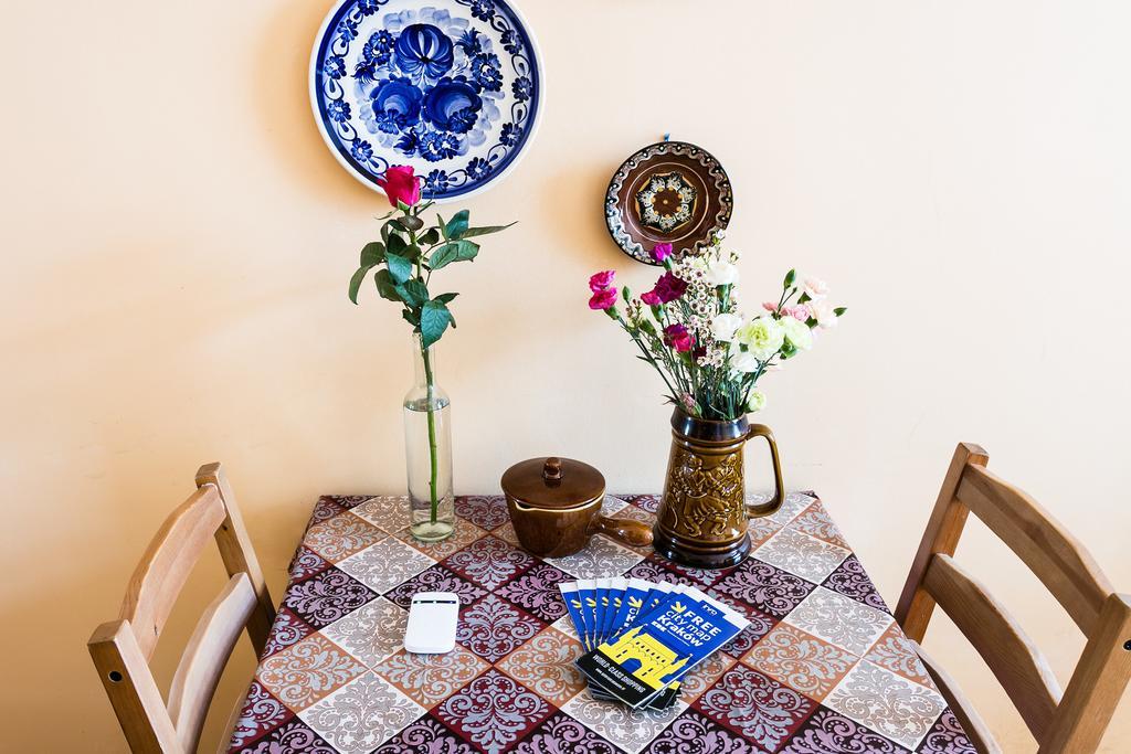 Live Like Locals: Market Square X Jewish District Cracovie Extérieur photo